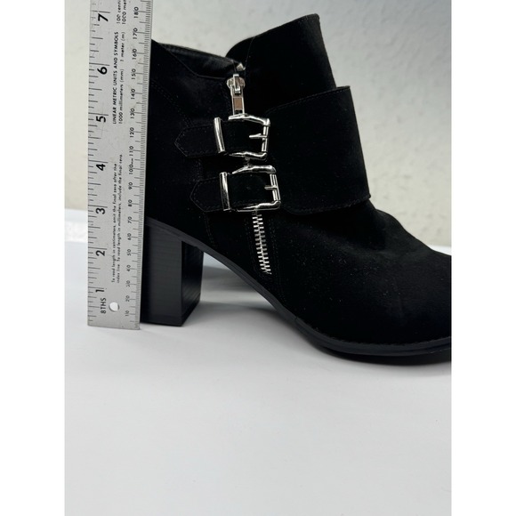 Womens Size 11 Black Heeled Ankle Booties Boots Buckle Accent Cute Sexy Biker - Picture 11 of 11